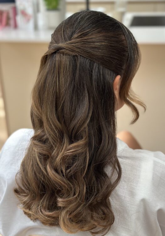 Alice hair